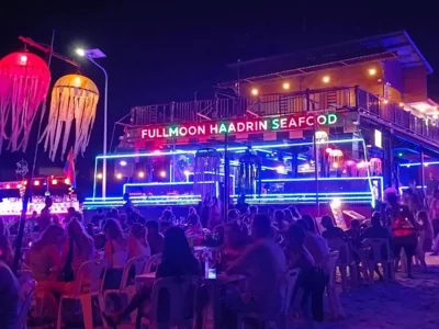 Full Moon Central Party Hotel – Photos 9